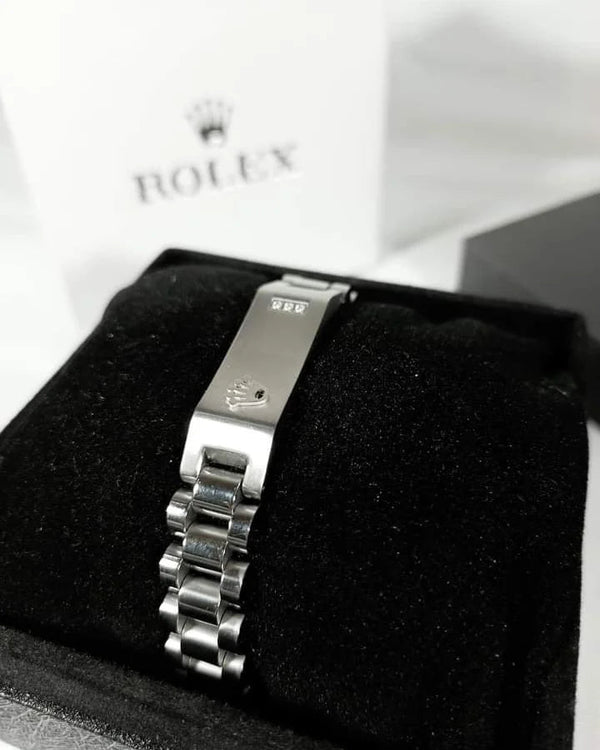 "Rolex Bracelet: A Masterpiece of Luxury and Craftsmanship"